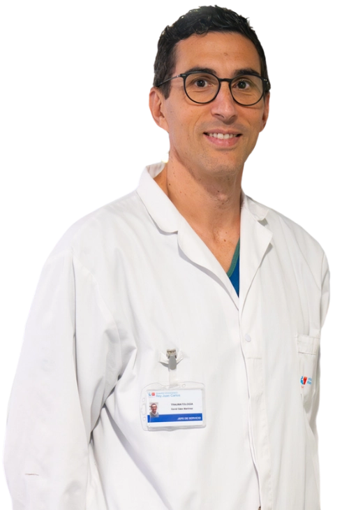 Dr. David Sáez | Traumatólogo privado en Madrid | Especialista en casos complejos de cadera y rodilla.
